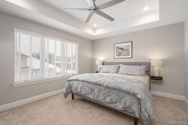 7484 Gramercy Circle, West Bloomfield Charter Township, MI 48322