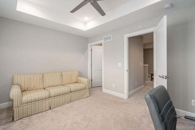 7484 Gramercy Circle, West Bloomfield Charter Township, MI 48322