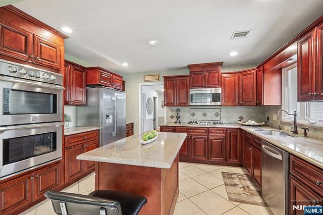 921 Linwood Avenue, Ridgewood, NJ 07450