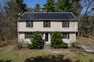 72 Fisher Street, Medway, MA 02053