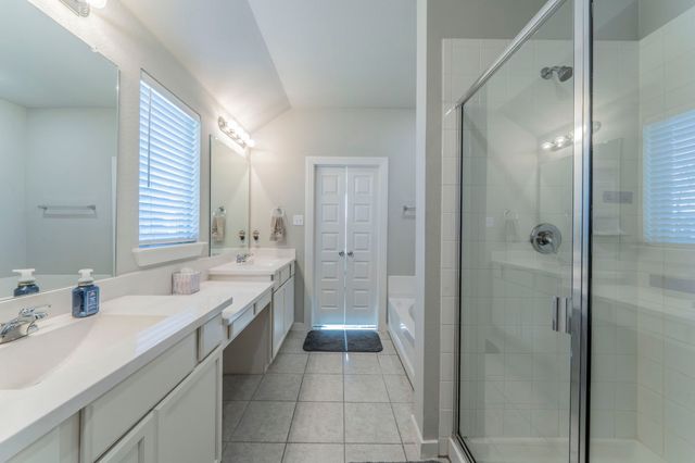 1561 Sugarberry Drive, Forney, TX 75126