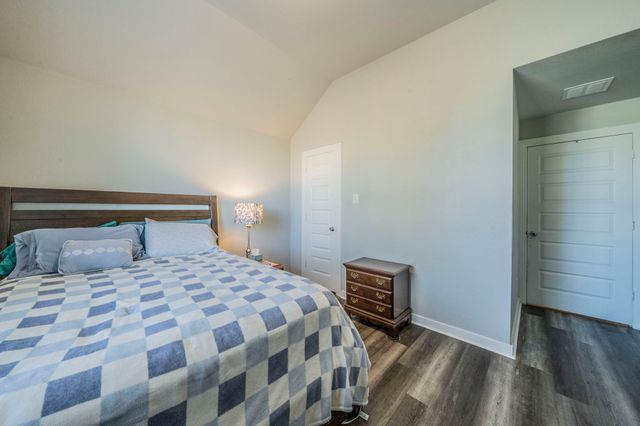 1561 Sugarberry Drive, Forney, TX 75126