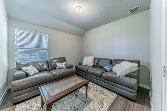 1561 Sugarberry Drive, Forney, TX 75126