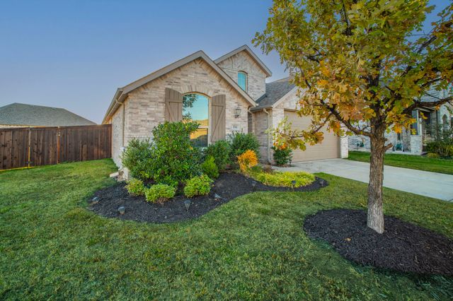 1561 Sugarberry Drive, Forney, TX 75126