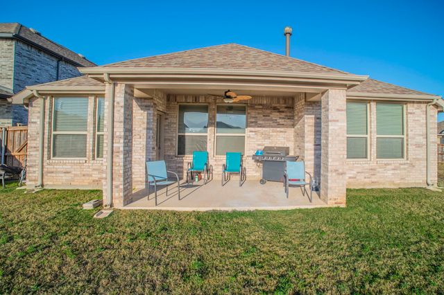 1561 Sugarberry Drive, Forney, TX 75126