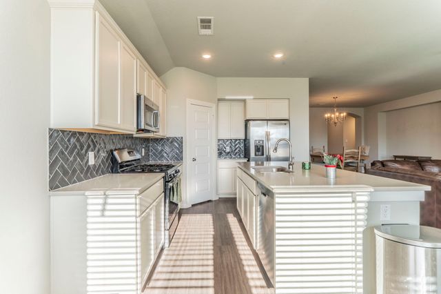 1561 Sugarberry Drive, Forney, TX 75126