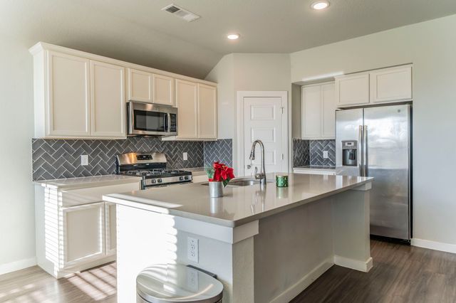 1561 Sugarberry Drive, Forney, TX 75126