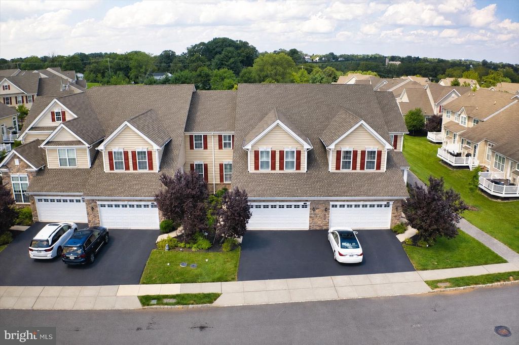 117 IRON HILL WAY, COLLEGEVILLE, PA 19426 — photo 2