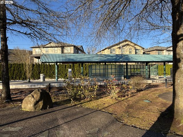 618 Ne GARSWOOD Ln, Hillsboro, OR 97006