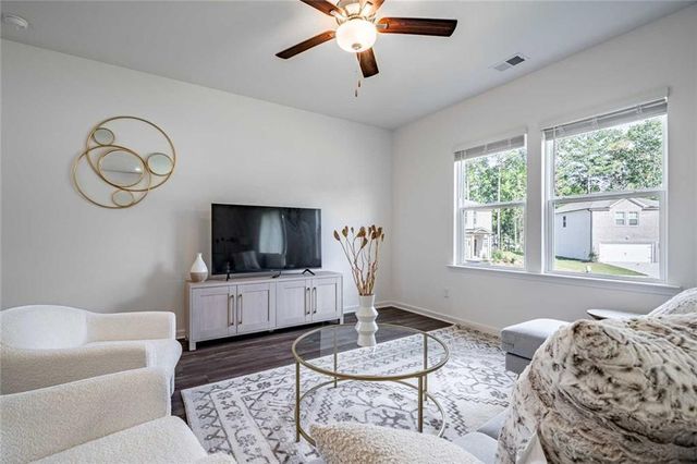 8317 Hunters Grove Road, Union City, GA 30291