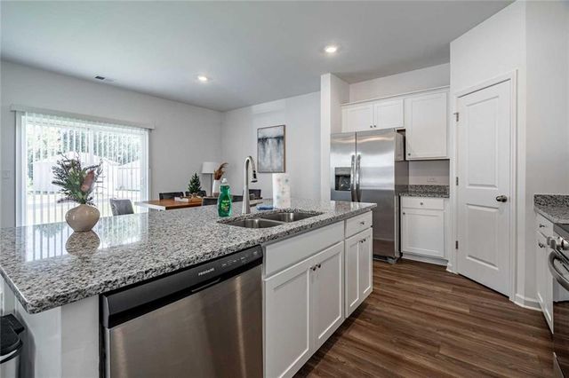 8317 Hunters Grove Road, Union City, GA 30291