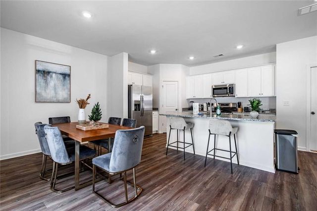 8317 Hunters Grove Road, Union City, GA 30291