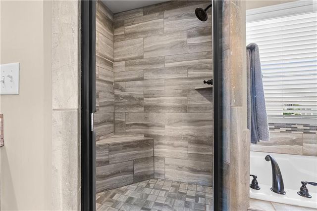 1218 Becket Court, Raymore, MO 64083