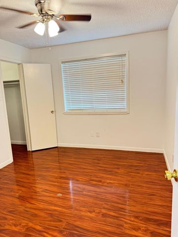 13427 Rampchester Lane, Houston, TX 77015