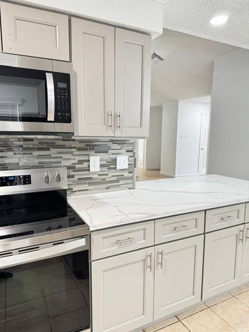 13427 Rampchester Lane, Houston, TX 77015