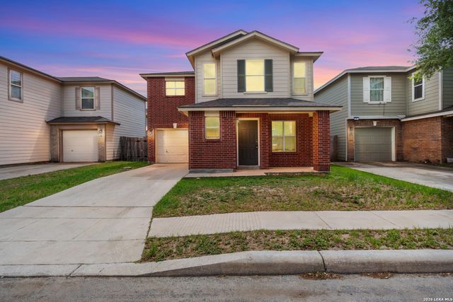 6 MOONDANCE HL, San Antonio, TX 78254