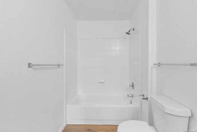 6 MOONDANCE HL, San Antonio, TX 78254