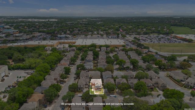 6 MOONDANCE HL, San Antonio, TX 78254