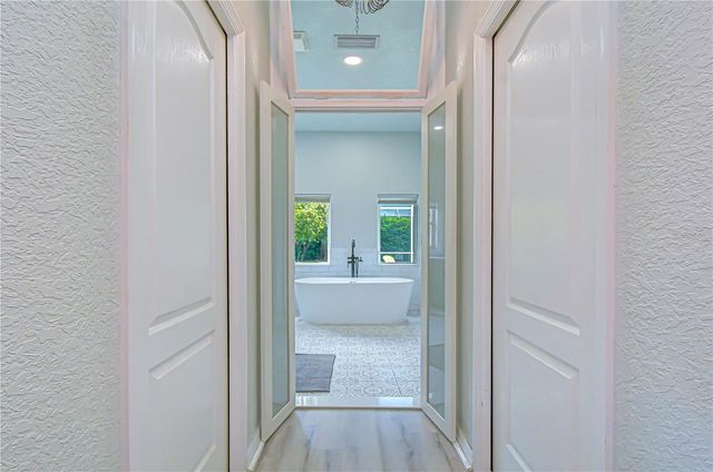 2228 VALRICO FOREST DRIVE, Valrico, FL 33594