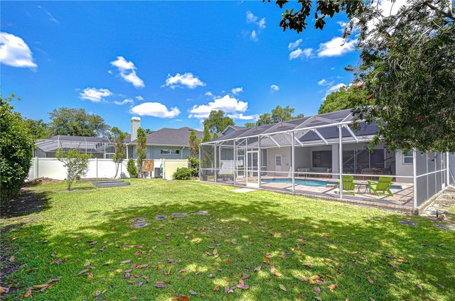 2228 VALRICO FOREST DRIVE, Valrico, FL 33594