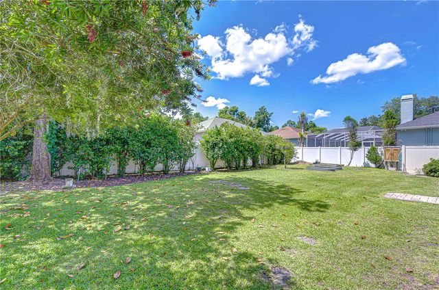2228 VALRICO FOREST DRIVE, Valrico, FL 33594