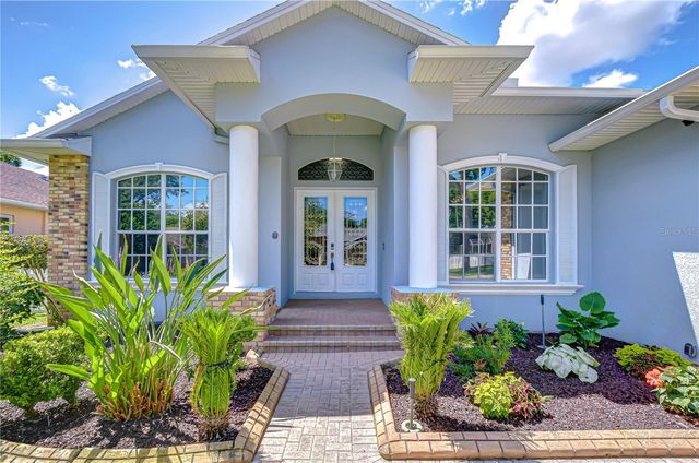 2228 VALRICO FOREST DRIVE, Valrico, FL 33594