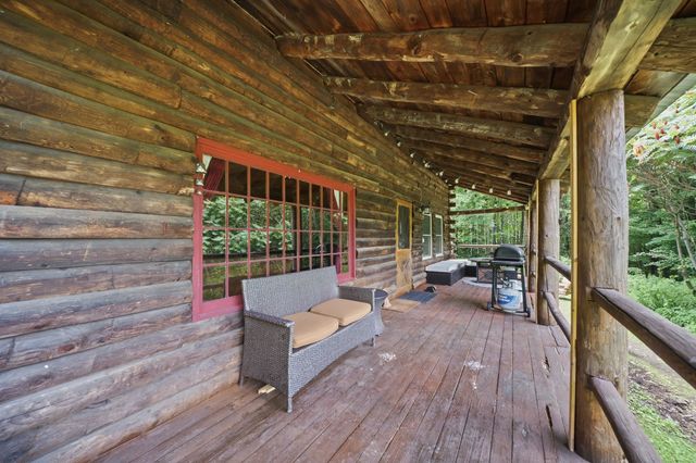 484 Scofield Mountain Road, Winchester, NH 03470