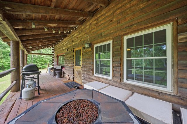 484 Scofield Mountain Road, Winchester, NH 03470