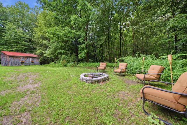 484 Scofield Mountain Road, Winchester, NH 03470