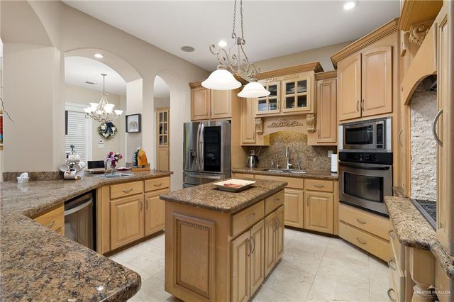 4002 San Clemente Street, Mission, TX 78572
