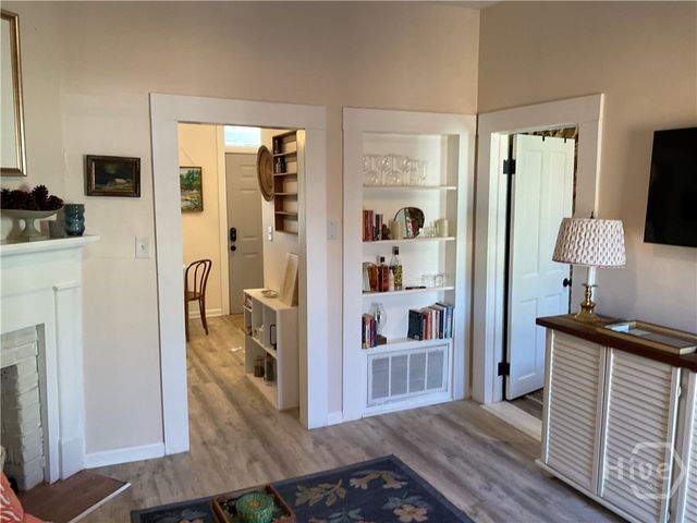 524 E Charlton Street, Savannah, GA 31401