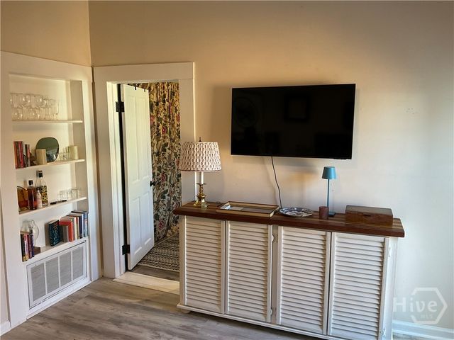 524 E Charlton Street, Savannah, GA 31401