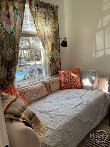 524 E Charlton Street, Savannah, GA 31401