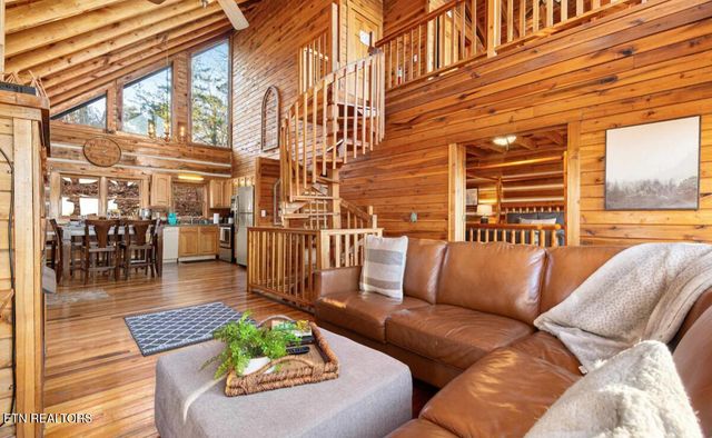 1815 Silver Poplar Lane, Sevierville, TN 37876