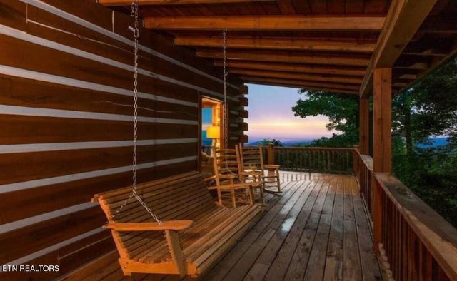 1815 Silver Poplar Lane, Sevierville, TN 37876