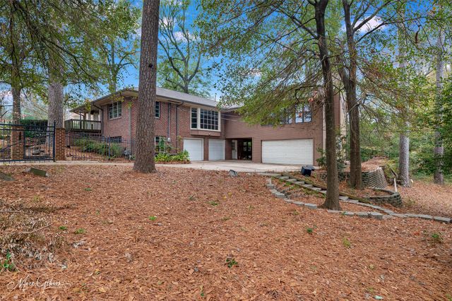 400 Southfield Road, Shreveport, LA 71106