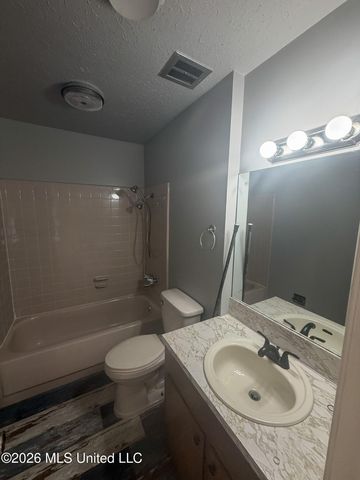 242 Shiloh Drive, Jackson, MS 39212