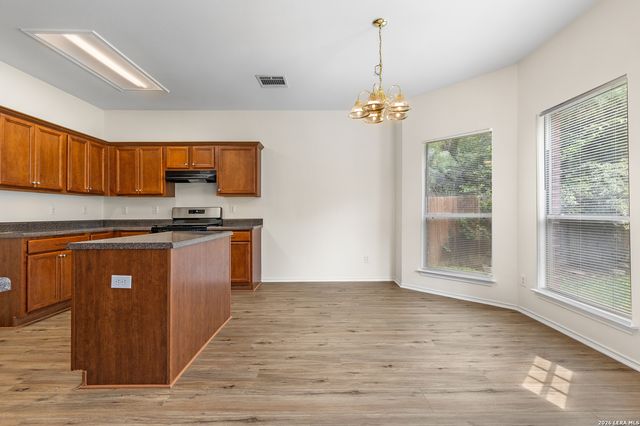 9134 Hilltop Crossing Dr, San Antonio, TX 78251