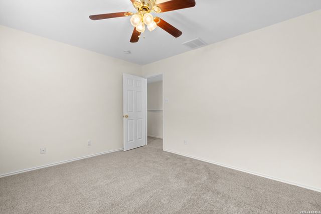 9134 Hilltop Crossing Dr, San Antonio, TX 78251