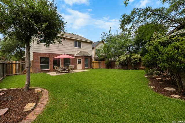 9134 Hilltop Crossing Dr, San Antonio, TX 78251