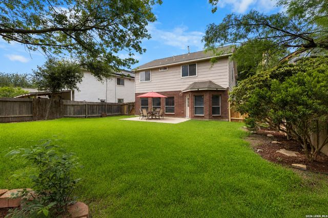 9134 Hilltop Crossing Dr, San Antonio, TX 78251