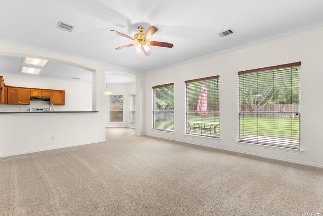 9134 Hilltop Crossing Dr, San Antonio, TX 78251