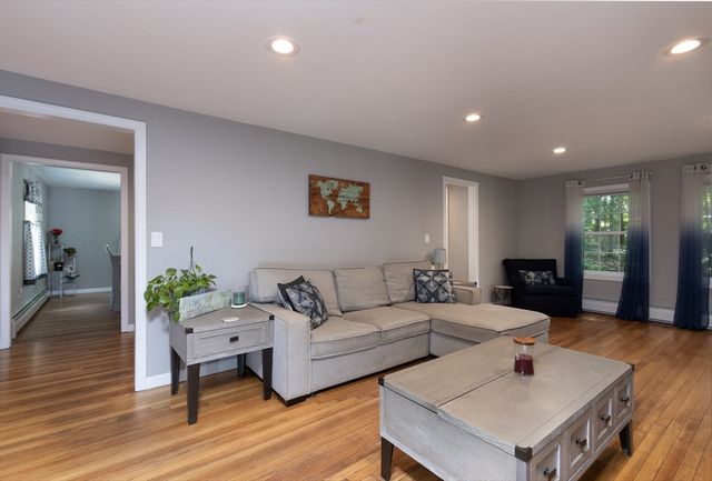 114 Burbank Ave, Warren, MA 01083