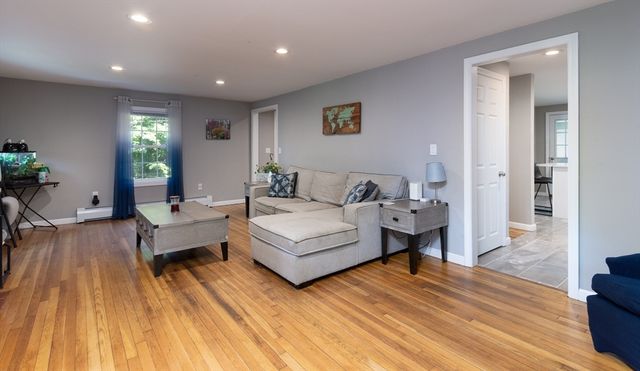 114 Burbank Ave, Warren, MA 01083