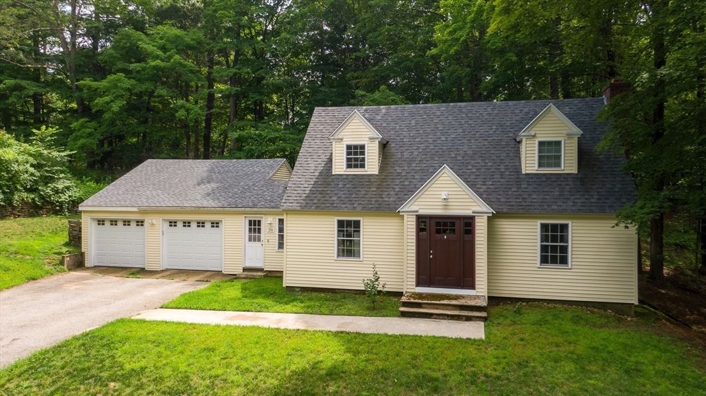 114 Burbank Ave, Warren, MA 01083