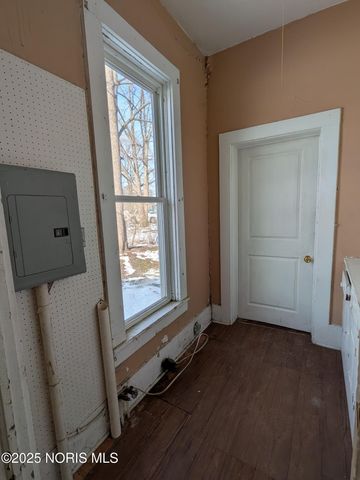 403 N Walnut Street, Bryan, OH 43506