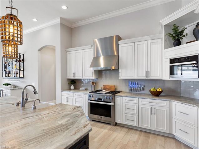 4226 SE 6th PL, Cape Coral, FL 33904