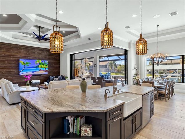 4226 SE 6th PL, Cape Coral, FL 33904