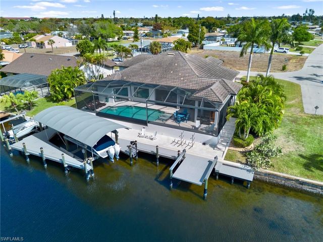 4226 SE 6th PL, Cape Coral, FL 33904