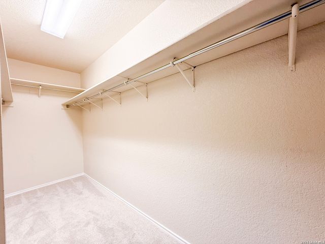 718 Barrow Peak, San Antonio, TX 78251